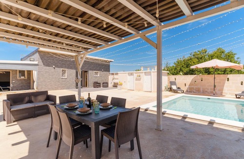 Torre Ovo House | Holiday Home 'Dilauro Con Piscina Exclusive' with Private Pool, Private Terrace and Air Conditioning