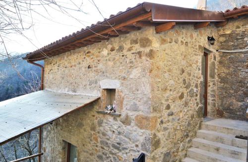 Fornovolasco House | Holiday home in Fornovolasco in a quiet location