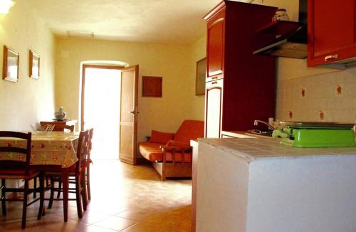 Mulazzo House | Holiday Home in Mulazzo near Tuscan Castles