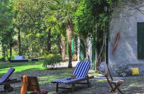 Senigallia Villa | Holiday Home in Senigallia with Garden BBQ