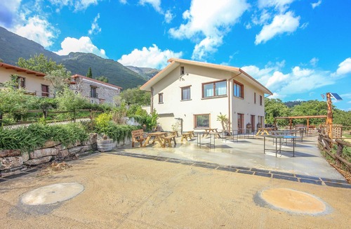 Senerchia House | Holiday Home in Strada Cervara