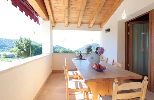 Miane House | Holiday Home in Veneto with Prosecco Vineyards