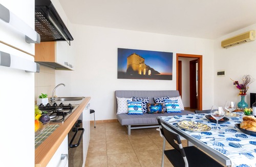 Boncore House | Holiday Home 'Libeccio Luxury Torre Lapillo' with Sea View, Shared Pool and Wi-Fi