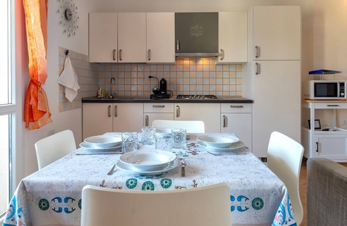 Castelsardo Historic Centre House | Holiday Home 'Mare Nostrum' with Mountain View, Private Terrace and Air Conditioning