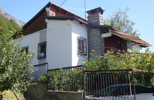 Chatillon House | holiday home on Chatillon Hill