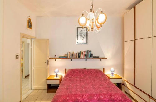 Polino House | Holiday Home 'Romano' with Mountain View, Private Terrace and Balcony