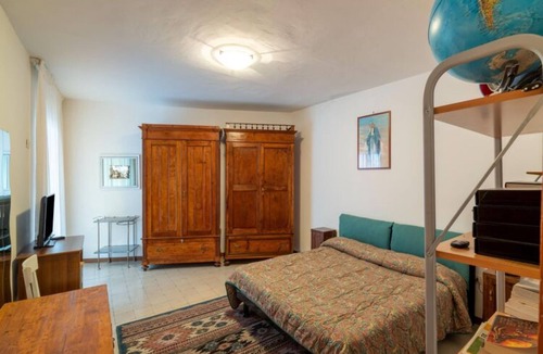 Polino House | Holiday Home 'Romano' with Mountain View, Private Terrace and Balcony