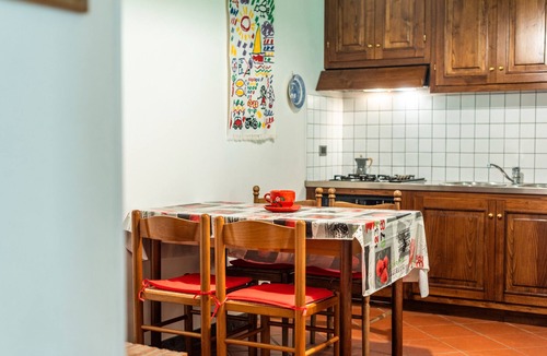 Montieri Apartment | Holiday Home 'San Michele - Casa Rosa' with Mountain View, Shared Pool and Wi-Fi