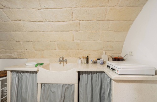 Poggiardo House | Holiday Home "Stella di Domenica" with Private Terrace & A/C