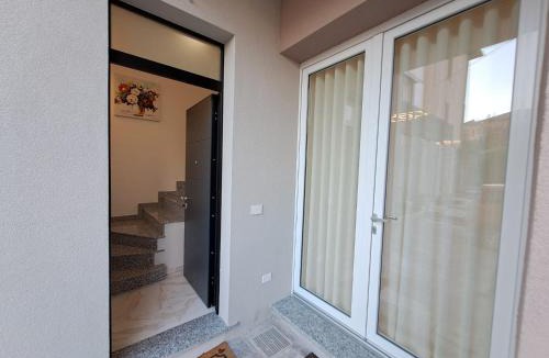 Varese House | Holiday home Varese