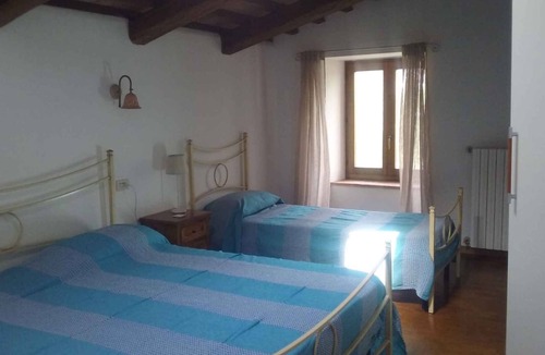 Orvieto House | Holiday home with internet, and large green garden