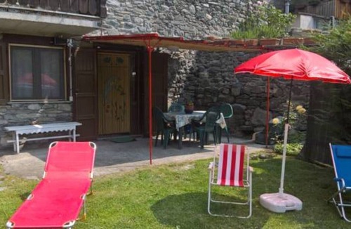 Montjovet House | Holiday house "anilla & miotto"