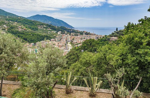 Recco House | Holiday house Recco for 1 - 20 persons with 5 bedrooms - Holiday home