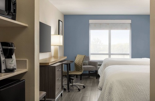 Columbus Hotel | Holiday Inn Columbus-Hilliard by IHG
