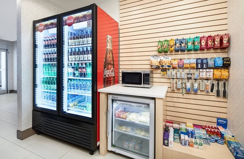Richmond Hotel | Holiday Inn Express Richmond - Midtown by IHG