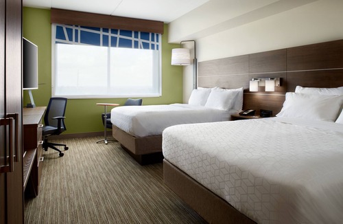 West Chester Hotel | Holiday Inn Express & Suites-Cincinnati North - Liberty Way by IHG