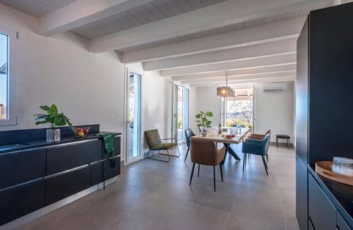 SantʼAngelo in Pontano House | Holiday house Sant'Angelo in Pontano for 1 - 8 persons with 4 bedrooms - Holiday home