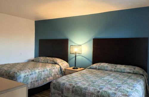 New Castle Hotel | Hollywood Motel