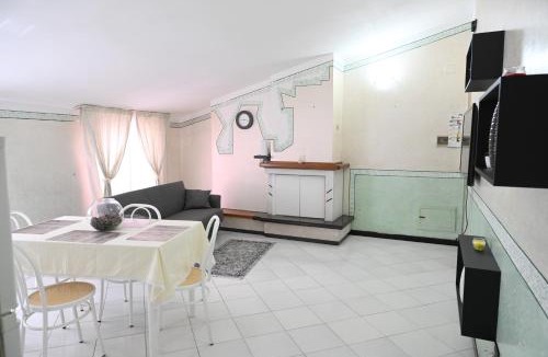 Acri House | HOME 2000