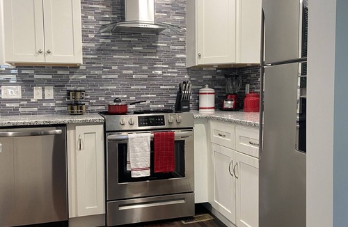 St. Charles Historic District House | Home Near Main Street-Covered Patio-Hot Tub!
