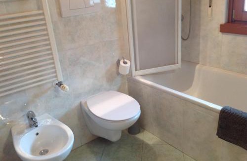 Laives Apartment | Home White