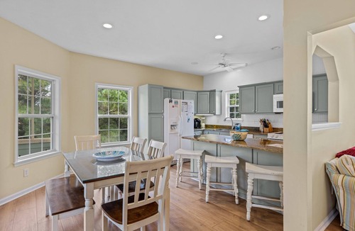 Emerald Isle House | Home with golf cart,community pool,easy access,Spinnakers Reach community