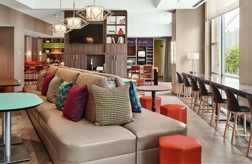 Near South Side Hotel | Home2 Suites By Hilton Chicago McCormick Place