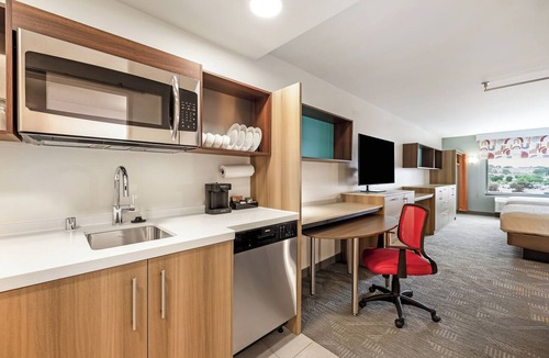 Madison Hotel | Home2 Suites By Hilton Madison East