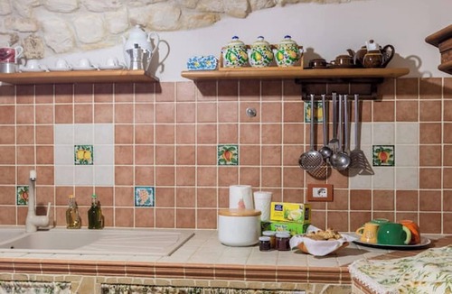 Modica Apartment | Homerez - Flat in Modica, Terrace
