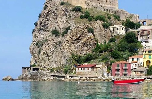 Scilla Apartment | Homerez - Spacious appartement 350 m away from the beach for 6 ppl. at Scilla