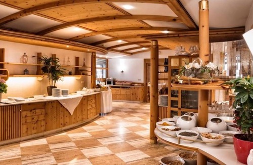 Valdaora di Sopra Hotel | Hotel ∙ 2 guests