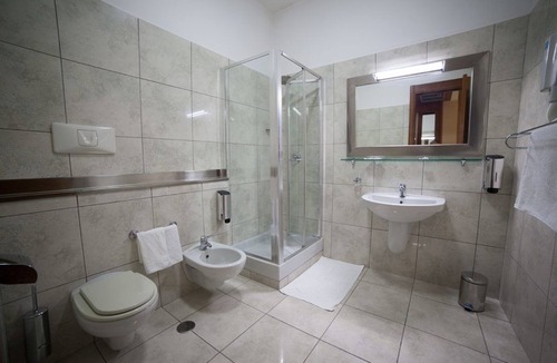 Aversa Hotel | Hotel Artemide