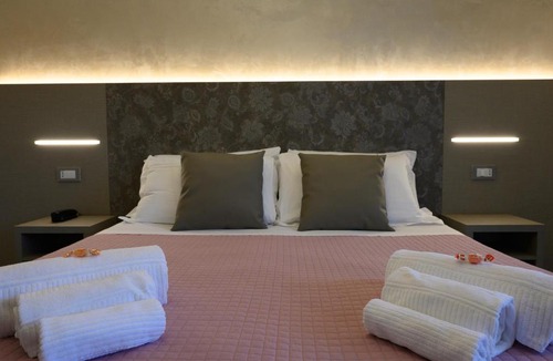 Quartiere XIII Aurelio Hotel | Hotel Casa Tra Noi