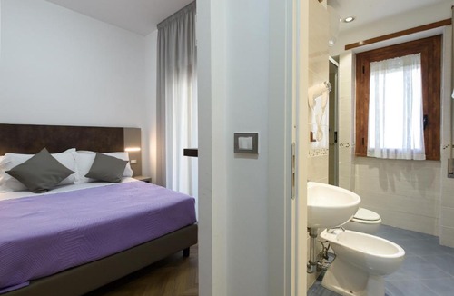 Quartiere XIII Aurelio Hotel | Hotel Casa Tra Noi