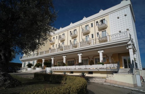 Sant'Egidio alla Vibrata Hotel | HOTEL CONCORDE