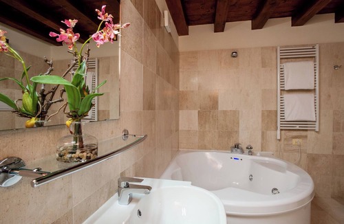 Cagliari Hotel | Hotel Flora