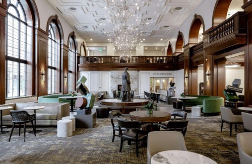 Downtown Des Moines Hotel | Hotel Fort Des Moines, Curio Collection By Hilton