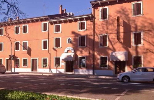 Dossobuono Hotel | Hotel Gattopardo