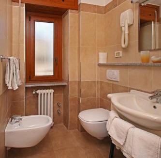 Sauze d'Oulx Hotel | Hotel Holiday Debili