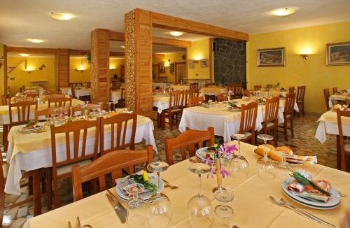 Sauze d'Oulx Hotel | Hotel Holiday Debili