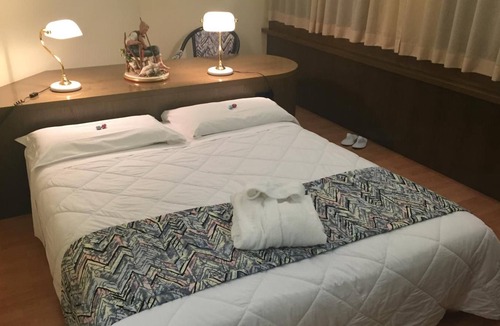 Merate Hotel | Hotel Melas