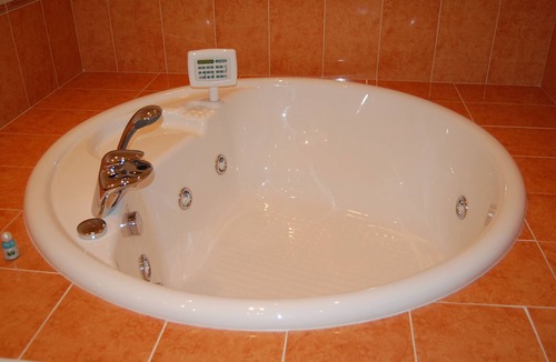 Calcinate Hotel | Hotel Motel Gold