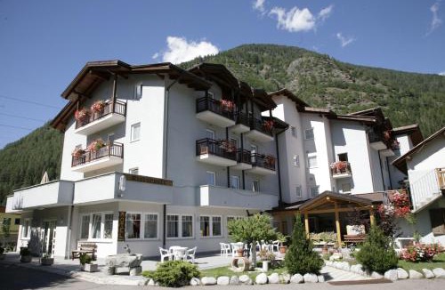 Fucine Hotel | Hotel Santoni