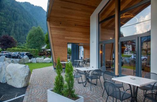 Fucine Hotel | Hotel Santoni