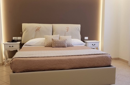 Torre Santa Sabina Hotel | Hotel Victoria