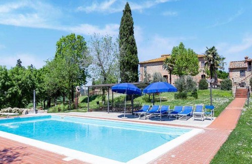 Peccioli House | House ∙ 3 bedrooms ∙ 7 guests