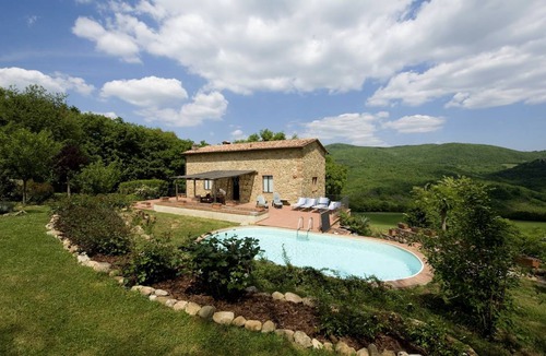 Radicondoli House | House ∙ 4 bedrooms ∙ 8 guests