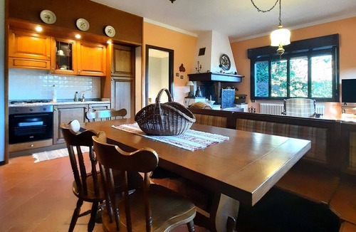 Gonte House | House castagno incantato