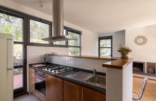 Vicopelago Apartment | HOUSE GLICINE IN THE COUNTRY WITH POOL,GARDEN AND SPECTACULAR SEA VIEW