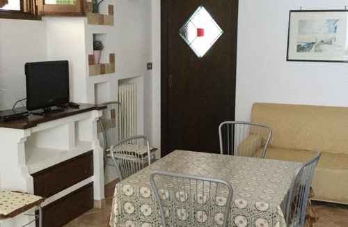 Atri House | House in the historic center